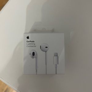 EarPods With Lightening Connector